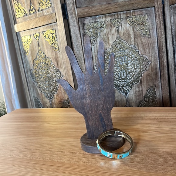 Bangle Bracelet - Picture 3 of 3